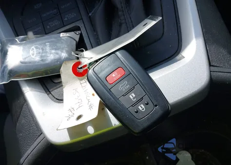 2024 Toyota Rav4 Xle from USA, damaged, VIN 2T3P1RFVXRC442667